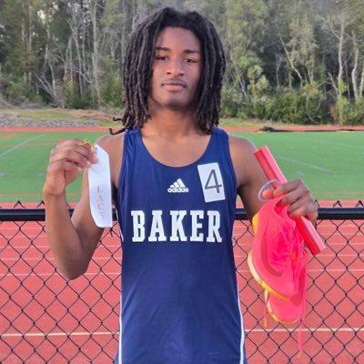ashhton2000's profile picture. ๐Class of โ28 | 3.0GPA | 6โ2 170 | LJ | TJ| 400m|๐ C/Pf|