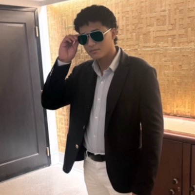realbrunomoon's profile picture. 