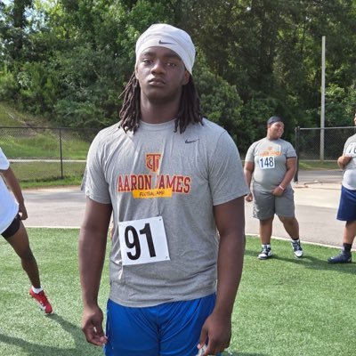 rajon_davidson's profile picture. 