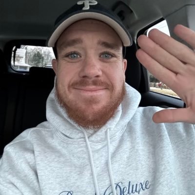 pauliescoops's profile picture. absolute unit