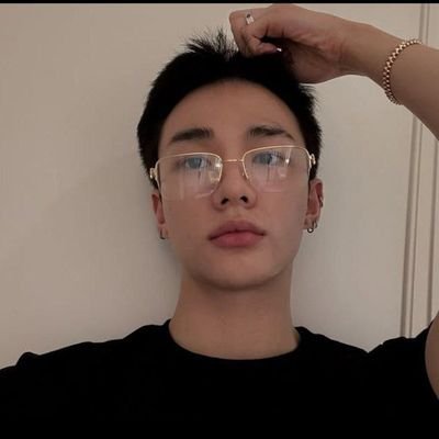 Kosarr926817's profile picture. 