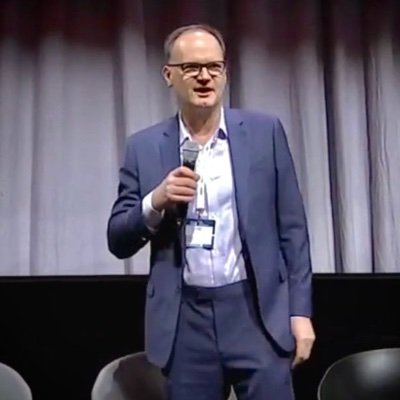 “Without math, we’re in the dark.” – W. v. Siemens | Data Scientist & Innovator: Contact Index, Rankofootball, Post-Training LLMs | Ex-Lecturer @ HU Berlin