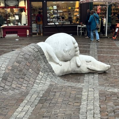 hifazzzz's profile picture. MS’2. Research enthusiast.Procrastinating like a pro