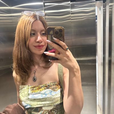 mackacrabgirl's profile picture. sugar, spice and everything nice