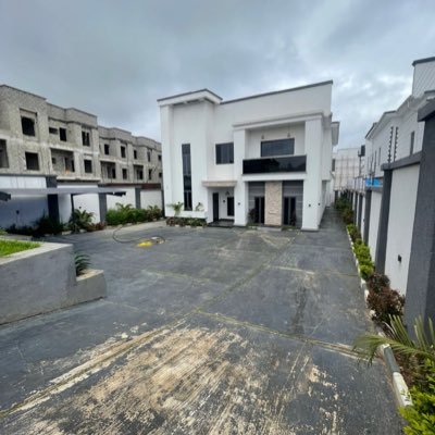 SisterLaycon's profile picture. Thankyou for choosing to work with the most reliable Real Estate sales and marketing Company 🤝 we provides first class customer service to our customers.