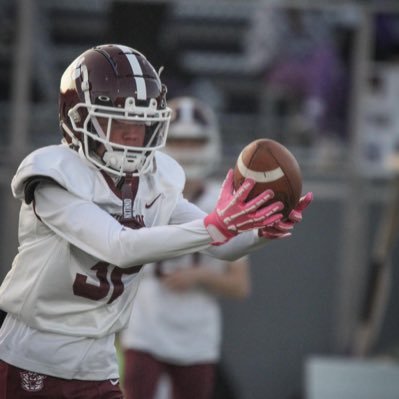 Kingston High School-‘27 |wr,db| |5’9 140lbs| contact - 8453996651 or jaybeni2707@gmail.com