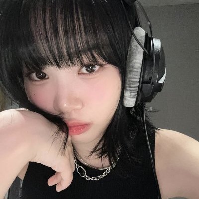 so 𖤐⭒๋࣭ ⭑🐚🪸🪽 (@m1nje0ngstar) / X