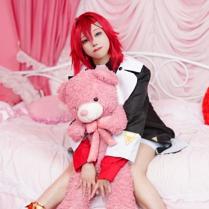 nana_c_o_s Profile Picture