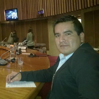 Hago que la ciencia sea comprensible. Especialista en gestión pública y ética profesional. Compartiendo ideas para transformar la investigación