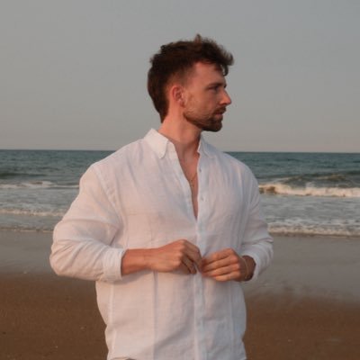 28 | Over Six Figures on TikTok 📈 | Owner @EStacksHQ | Full-time UGC Creator & Mentor focused on elevating brands and helping others in the process!