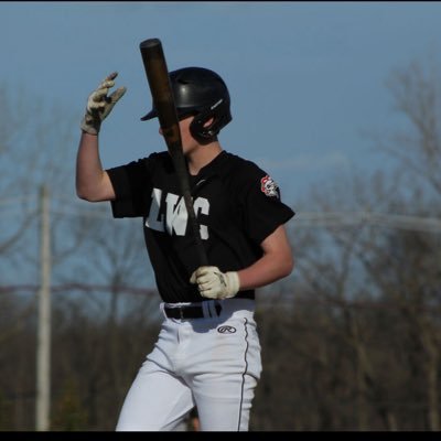 mattjohan10's profile picture. Lincoln way central ‘28 5’10 150 MIF R/R