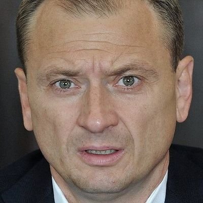 Kocham i szanuję młodzież. Lubię stare baby.