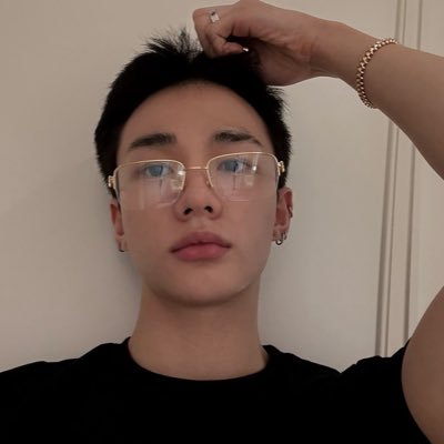 hynjinmine's profile picture. HERRRO PEEEPS. I DON'T CARE ABOUT FOLLOWERS. SHIMMY SHIMMY PEEPS. TELL ME IF YOU HAVE KIK! BTW I'M A KOREAN BOYY. L8ERS! ;)