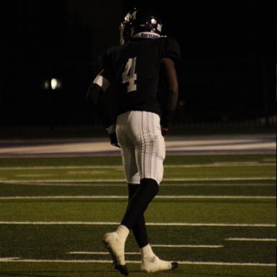 Seguin High School/Class 2026/ATH🛝/5’11/150/4.35 40/10’1broad jump/36inch vert/737-315-7204/allen1lamarcus@gmail.com
