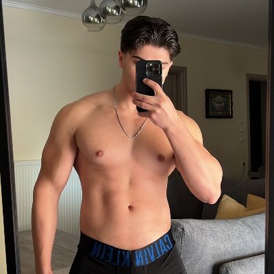 Unlock more below😏👇