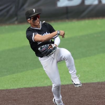 MIF • R/R • @baseballfriars • @Sparks_North 16U Black • jjobaldo34@icloud.com • 773-414-5390 • NCAA ID #2503529380 •