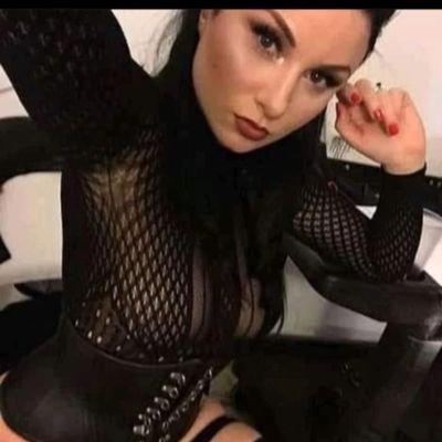 I am a findom misstress seeking for a submissive slave that is willing to serve me wholeheartedly