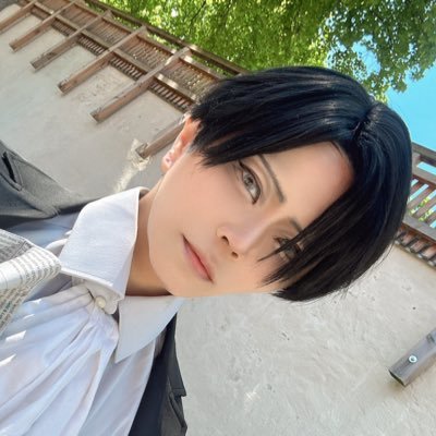 成人↑コスプレ。指だけ重加工🈲 進撃と🎖️とFF14。世界中でエルビンしか愛せない。ネルトリンゲン制覇済み。生物はynz🌾 エルリの民 ゲームとスケートばかり。最近ガンダムW 2推し