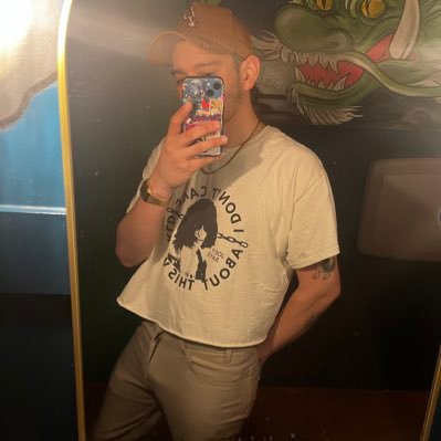 — classically trained idiot / visionary — i used to DJ as heavensentpapi but now i just post