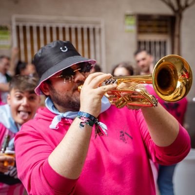 YermanRMU's profile picture. Real Madrid 🤍💜 y Real Murcia 🤍❤️ Golfura ilustrada. Doctorado en Cuñadismo. 🐍🟡⚫