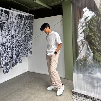 alvianazzam21's profile picture. not bio yet