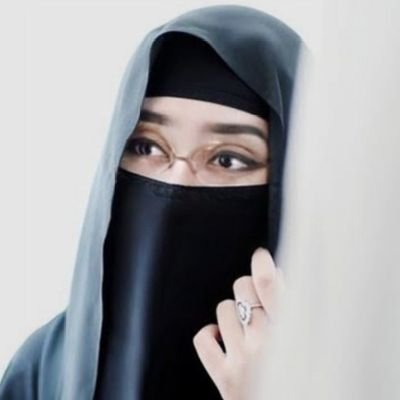 assslm
hanya manusia biasa tk akan luput dr salah/
_kajian via online
_masih binor
_suka berotot&berurat