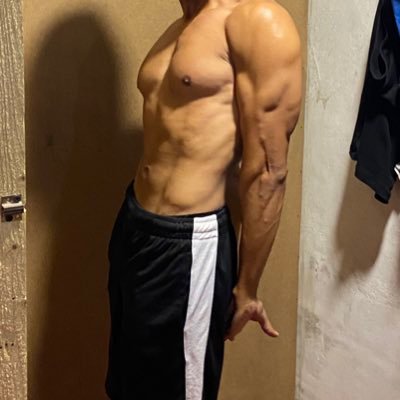 HE/HIM 18+ | 6’0 straight |🇵🇰