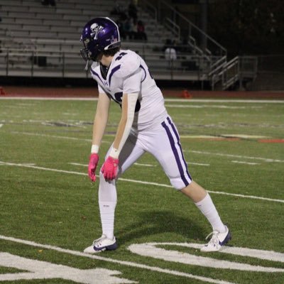 c/o 26’ (ks) (piper high school) , 6’7 215 lbs, (SF)🏀 (WR-DE)🏈