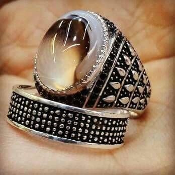 Muneer746210's profile picture. 