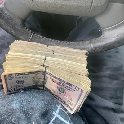 steelemoney12's profile picture. 21