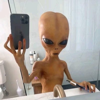 _khauki's profile picture. 