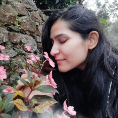 Passionate & Compassionate Visual storyteller of raw human emotion.
Natural healer. Poet. 
Open to deep talks on inner journeys. 
Freelance Photojournalist.