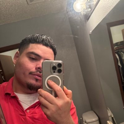 jsotx's profile picture. player hater of the year, 2022; professional introvert. 🇲🇽#mffl