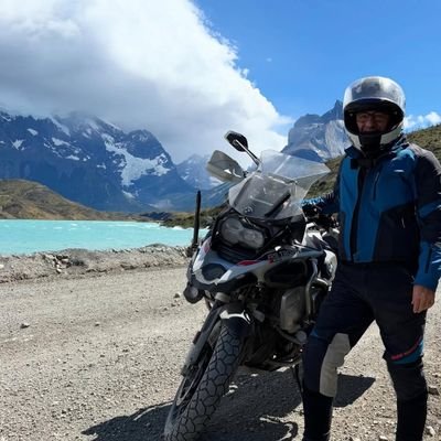 lmendez1's profile picture. en la vida podrás comprar solo lo que tiene precio, lo que tiene valor, tendrás que CONQUISTARLO.......