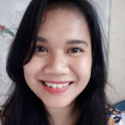 saat ini aku mengizinkan dan membiarkan diriku dipenuhi dengan keberuntungan.