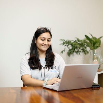 Parul Dhand Profile