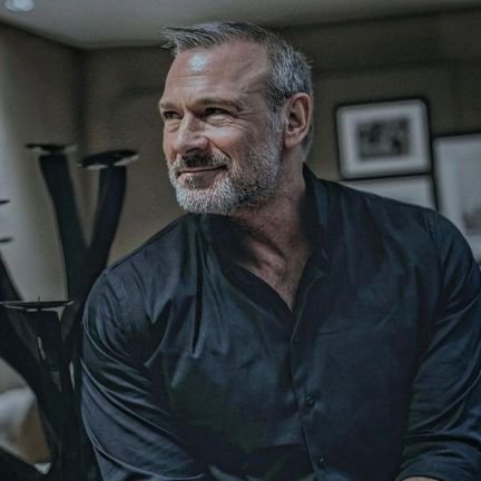 James552666's profile picture. 