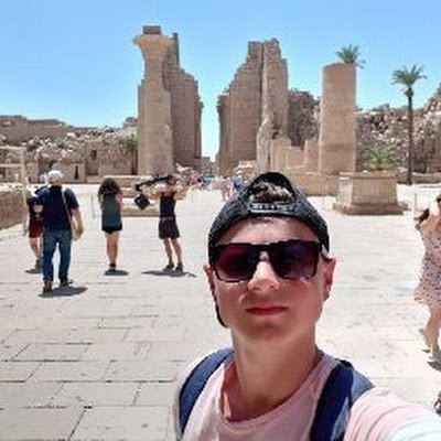 karelov_r's profile picture. 