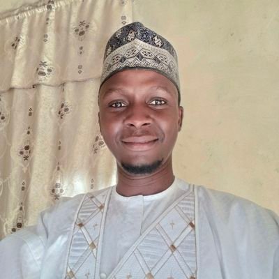 Physiologist|| Scholer|| Reader|| Optimist|| Hustler|| Entrepreneur|| Peace Ambassador || Football is my Hobby||
