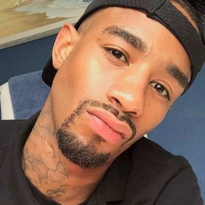 Come correct…or keep it moving. A freaky nerd at heart 🇵🇷 https://t.co/RAeg8QahZM