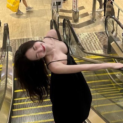 Just a princess in the Web3 kingdom
Minting dreams, not just NFTs
OpenLedger 🐙