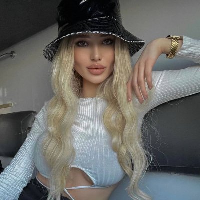 irina5025742948's profile picture. 