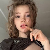 KARI ❤️ (@seexylkarina) 's Twitter Profile Photo