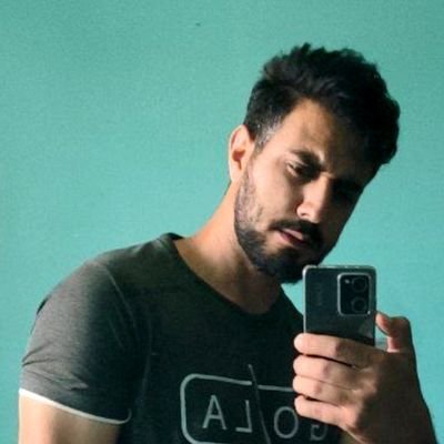 mobinslk's profile picture. 