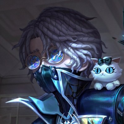 automated by @GimmickBots pictures of our resident embalmer Aesop Carl every 3 hours! proship DNI
Aesop's original creator: 一oO妖怪Oo一 on Weibo
run by @/t0bey__