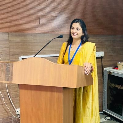 DrShashiTweet's profile picture. Dedicated to patient care, public awareness, and uplifting those in need. Health • Humanity • Hope. #mhealth #social