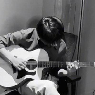 blossomm_jy's profile picture. connect-
🐈‍⬛