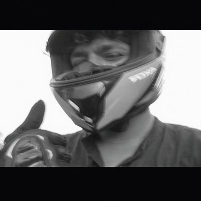 _Raajjjj's profile picture. Radiate your smiles, Radiate your influence, Make it worth Radiating ✨