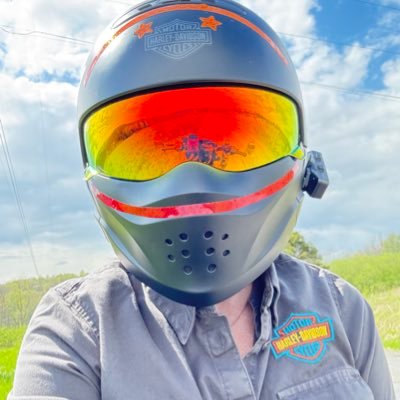 caricoyote's profile picture. 