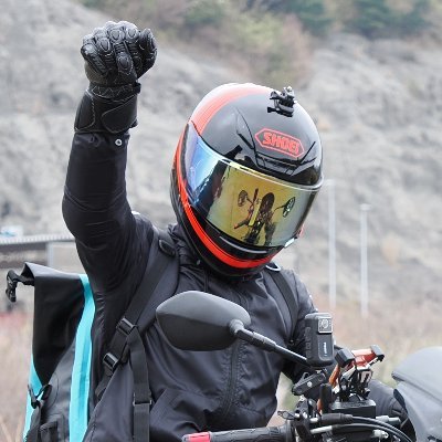 saki_tacu's profile picture. ■過去所有ﾊﾞｲｸは以下の通り

2020/6 : gsx400s
↓
2023/12 : gladius400
↓
2025/9：ninja150RR

2ｽﾄﾏｼﾝ、乗り始めました

短い通勤時間すら、楽しい✨